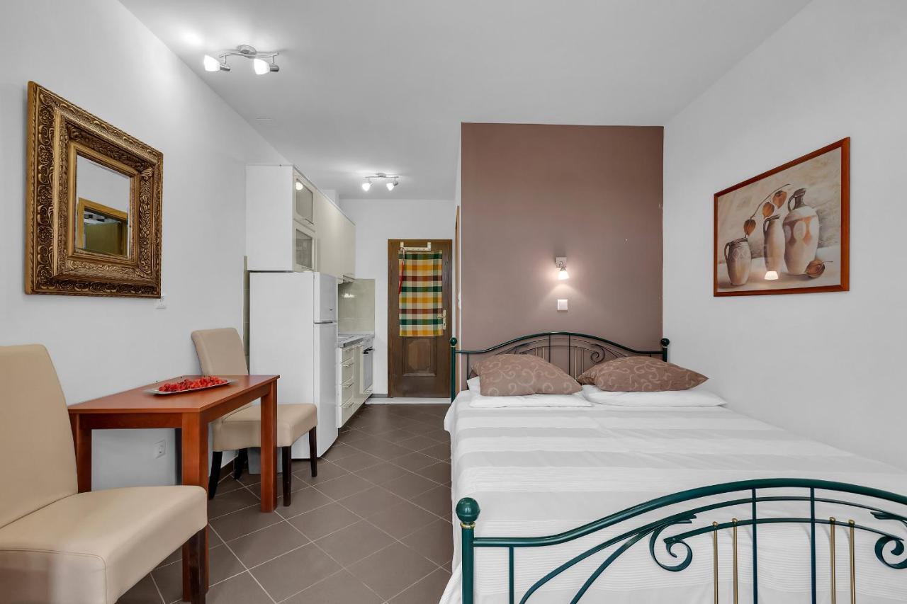 Guest House Lazeta Duće المظهر الخارجي الصورة